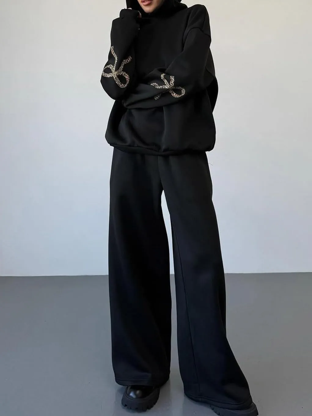 Bow Sweat Set for Women Sweatsuits 2 Piece Set Long Sleeve Oversized Hoodie Sweatpants Matching Tracksuit Preppy