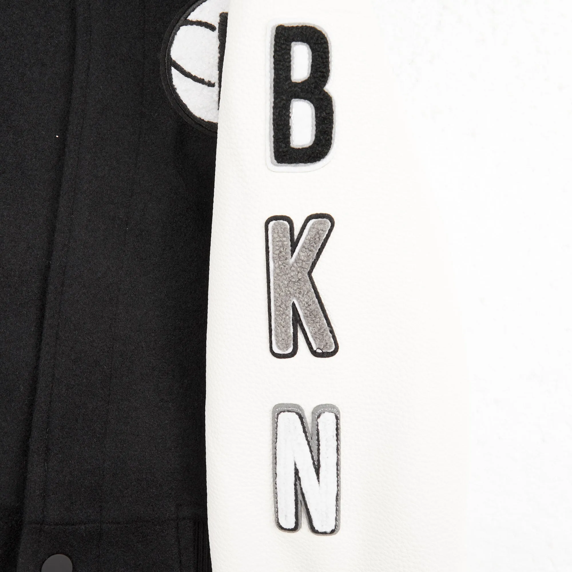 NBA BROOKLYN NETS CLASSIC TODDLER BOYS WOOL VARSITY JACKET (BLACK/WHITE)