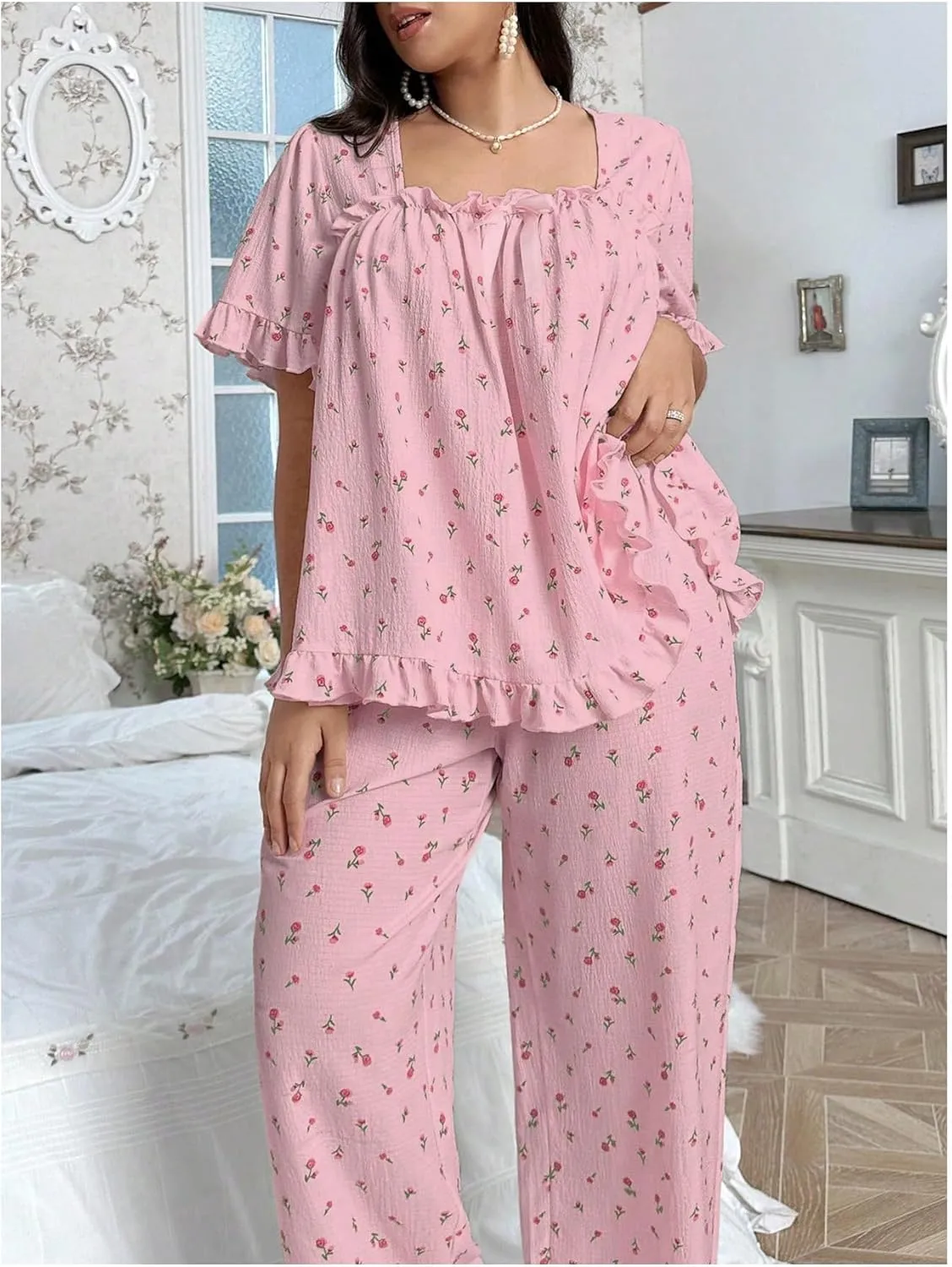 OYOANGLE Women's Plus Size Pajama Set Floral Short Sleeve Sleepwear Ruffle Pants 2 Piece Pjs Lounge Set