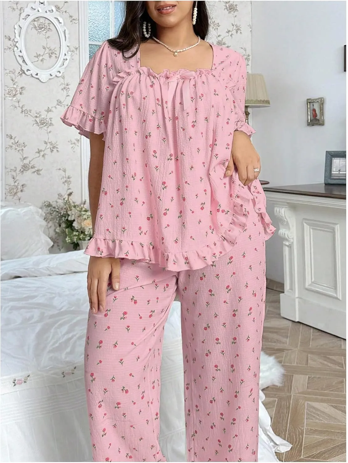 OYOANGLE Women's Plus Size Pajama Set Floral Short Sleeve Sleepwear Ruffle Pants 2 Piece Pjs Lounge Set